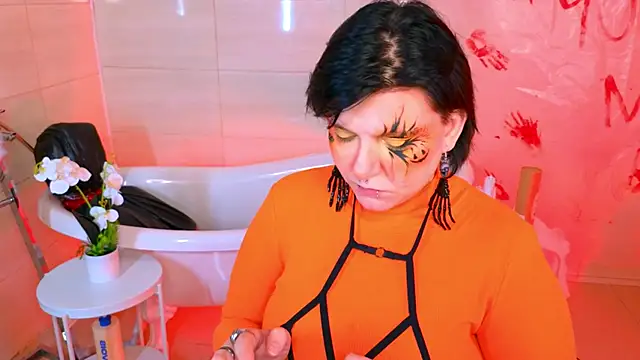 Snapshot of bluelunaray chatting on October 2025 10:03:02 AM bluelunaray online show from October 2025 10:03:02 AM