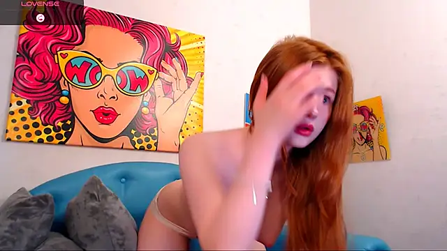 Snapshot of LuxXAngel chatting on November 2025 12:33:01 AM LuxXAngel online show from November 2025 12:33:01 AM