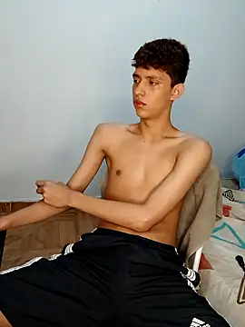 Snapshot of Allnei chatting on September 2025 03:05:01 PM Allnei online show from September 2025 03:05:01 PM