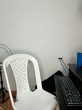 Snapshot of Allnei chatting on October 2025 01:02:02 AM Allnei online show from October 2025 01:02:02 AM