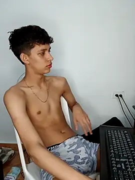 Snapshot of Allnei chatting on October 2025 08:37:02 PM Allnei online show from October 2025 08:37:02 PM