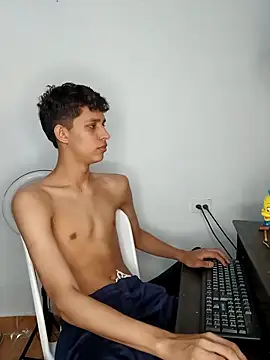 Snapshot of Allnei chatting on October 2025 07:16:01 PM Allnei online show from October 2025 07:16:01 PM