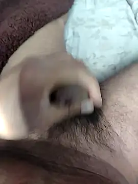 Snapshot of FrankOOx chatting on October 2025 04:08:02 PM FrankOOx online show from October 2025 04:08:02 PM