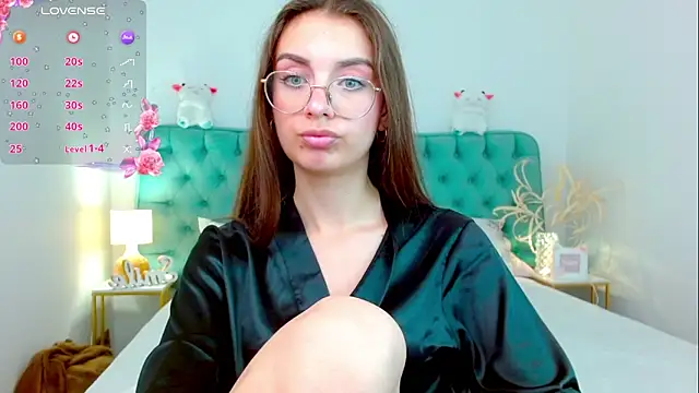 Snapshot of Real_cutie1 chatting on September 2025 09:27:01 PM Real cutie1 online show from September 2025 09:27:01 PM