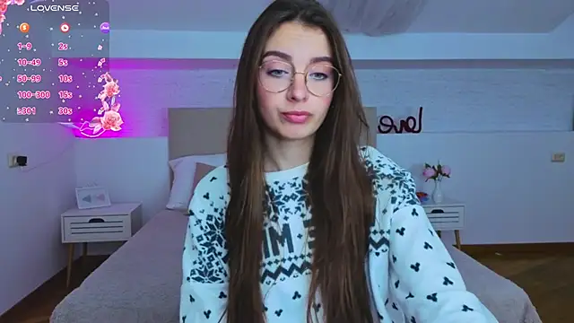 Snapshot of Real_cutie1 chatting on September 2025 09:31:02 PM Real cutie1 online show from September 2025 09:31:02 PM