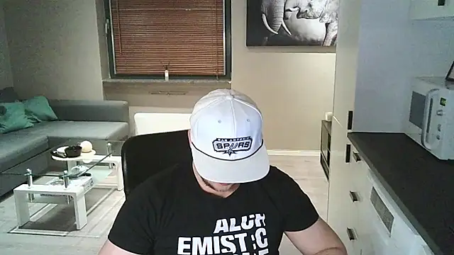 Dartanjanas13 online show from October 2025 09:04:01 PM