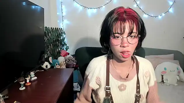 Snapshot of dolliette24 chatting on November 2025 04:23:02 AM dolliette24 online show from November 2025 04:23:02 AM