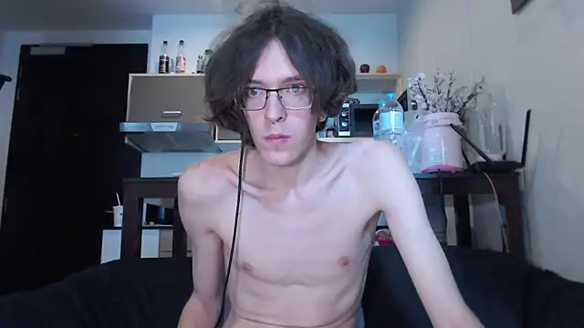 Snapshot of LovesomeCookie chatting on October 2025 08:21:01 AM LovesomeCookie online show from October 2025 08:21:01 AM