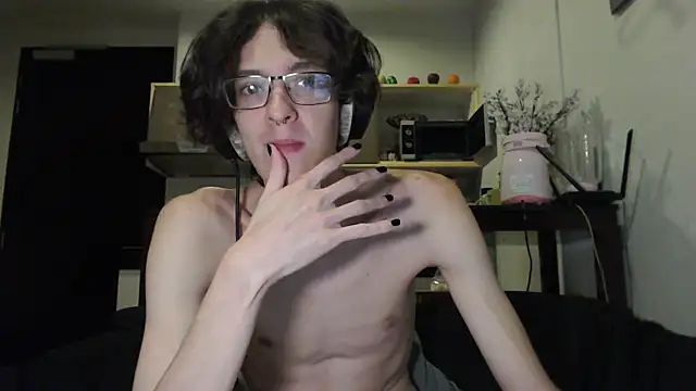 Snapshot of LovesomeCookie chatting on October 2025 02:03:02 PM LovesomeCookie online show from October 2025 02:03:02 PM