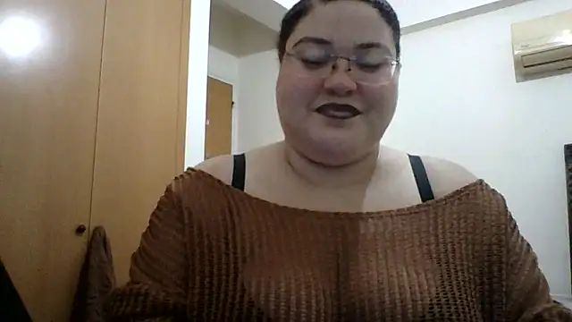 Snapshot of GoddessMocha chatting on October 2025 09:26:02 PM GoddessMocha online show from October 2025 09:26:02 PM