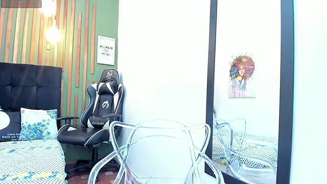 Snapshot of Laura_Sex19 chatting on September 2025 11:37:01 AM Laura Sex19 online show from September 2025 11:37:01 AM