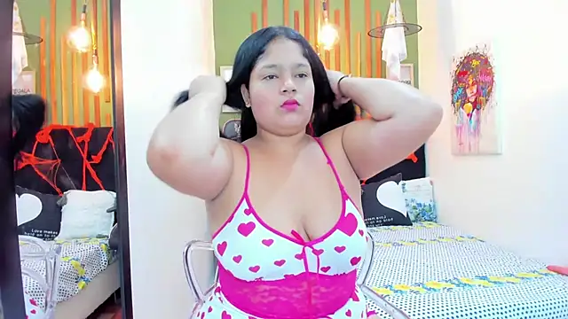 Snapshot of Laura_Sex19 chatting on October 2025 12:06:01 PM Laura Sex19 online show from October 2025 12:06:01 PM