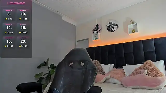 Snapshot of Ares_di_martin chatting on October 2025 01:28:02 PM Ares di martin online show from October 2025 01:28:02 PM