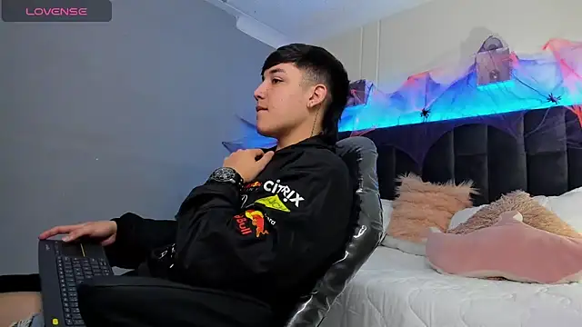 Snapshot of Ares_di_martin chatting on October 2025 01:20:02 PM Ares di martin online show from October 2025 01:20:02 PM