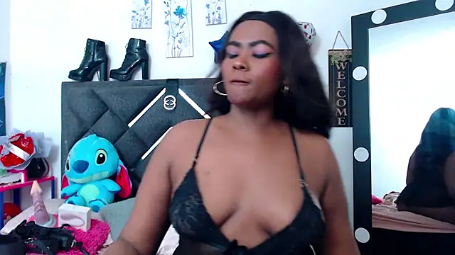 NatashaBella online show from September 2025 06:11:02 PM