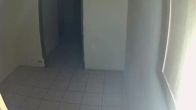 Snapshot of BlondZilla chatting on October 2025 12:44:02 PM BlondZilla online show from October 2025 12:44:02 PM