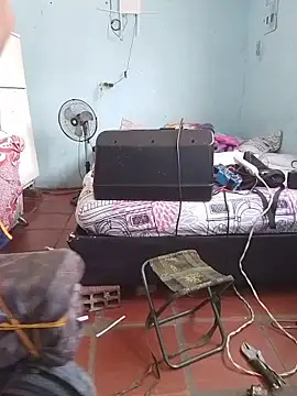 Snapshot of miroqui143 chatting on October 2025 03:23:02 PM miroqui143 online show from October 2025 03:23:02 PM