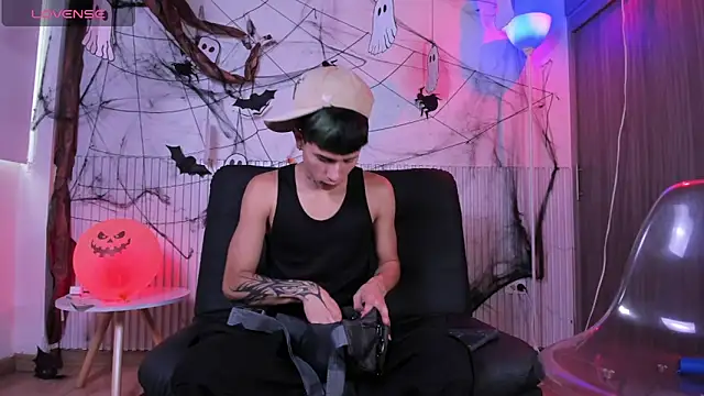 jake beach online show from November 2025 07:05:01 PM