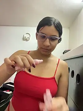 Snapshot of Danny_gonza chatting on October 2025 01:03:02 AM Danny gonza online show from October 2025 01:03:02 AM