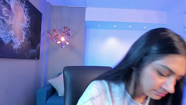 AidaJones online show from October 2025 11:22:02 AM