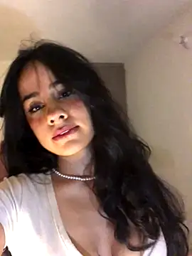 Snapshot of SelinaCatt_ chatting on October 2025 12:07:01 AM SelinaCatt online show from October 2025 12:07:01 AM