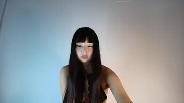 Ji yen online show from October 2025 12:03:01 AM