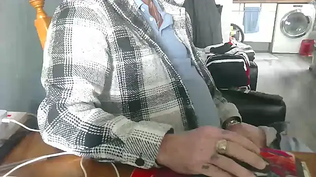 hefin18 online show from January 2025 12:54:01 PM