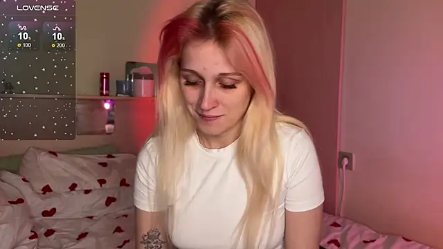 Snapshot of _Annabel_Myr_ chatting on September 2025 09:12:02 AM Annabel Myr online show from September 2025 09:12:02 AM