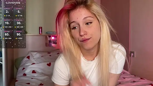 Snapshot of _Annabel_Myr_ chatting on September 2025 11:14:01 AM Annabel Myr online show from September 2025 11:14:01 AM