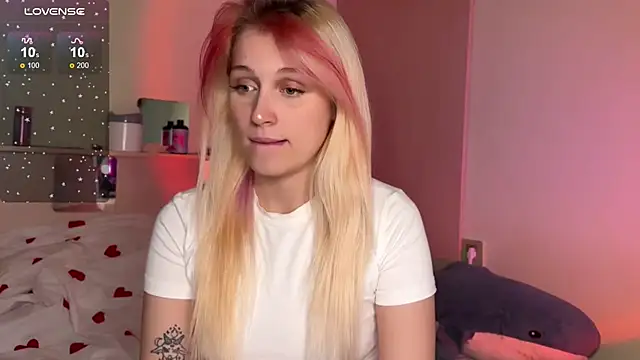 Snapshot of _Annabel_Myr_ chatting on October 2025 11:19:01 AM Annabel Myr online show from October 2025 11:19:01 AM