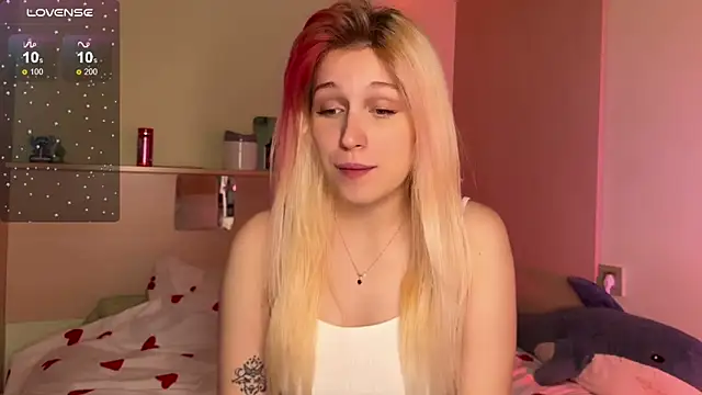 Snapshot of _Annabel_Myr_ chatting on October 2025 11:09:02 AM Annabel Myr online show from October 2025 11:09:02 AM