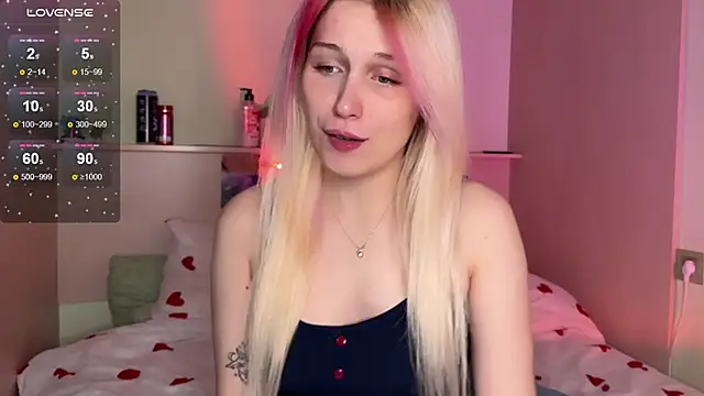 Snapshot of _Annabel_Myr_ chatting on October 2025 11:10:02 AM Annabel Myr online show from October 2025 11:10:02 AM