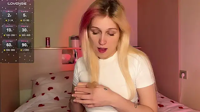 Snapshot of _Annabel_Myr_ chatting on October 2025 11:10:01 AM Annabel Myr online show from October 2025 11:10:01 AM