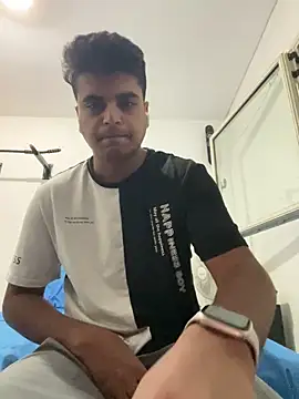 Noam7080z online show from November 2025 02:49:02 PM