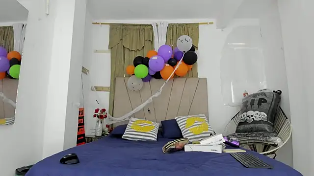 Snapshot of Lady_miss___ chatting on October 2025 01:03:02 PM Lady miss online show from October 2025 01:03:02 PM