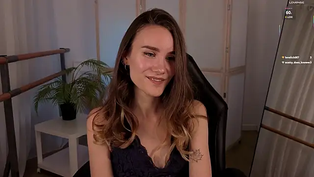 Snapshot of _Clare_Florence_ chatting on September 2025 01:34:02 PM Clare Florence online show from September 2025 01:34:02 PM