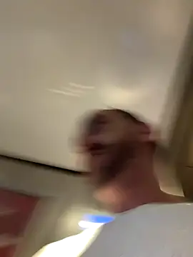 goncas23 online show from September 2025 02:11:02 PM