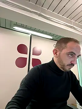 goncas23 online show from October 2025 06:44:01 AM