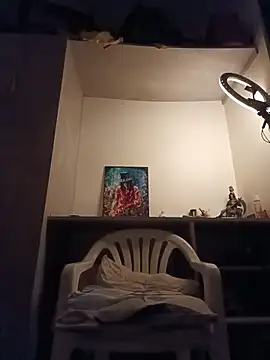 Pornoforpyros online show from September 2025 01:30:01 AM