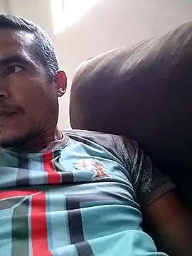 Boragozarvem online show from November 2025 05:00:01 PM