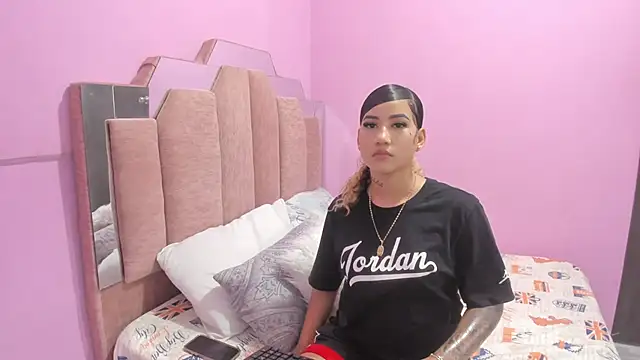 ManelykGonzalez online show from September 2025 07:59:01 PM