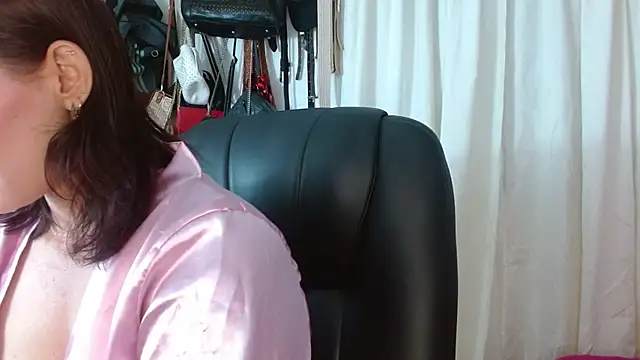 Snapshot of BriggiteSkyAngels chatting on October 2025 09:17:01 AM BriggiteSkyAngels online show from October 2025 09:17:01 AM