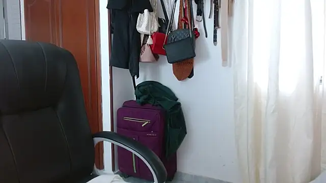 Snapshot of BriggiteSkyAngels chatting on November 2025 09:39:01 PM BriggiteSkyAngels online show from November 2025 09:39:01 PM