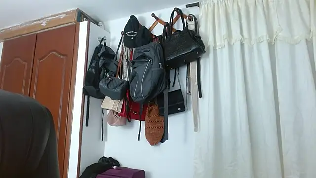 Snapshot of BriggiteSkyAngels chatting on November 2025 08:46:02 AM BriggiteSkyAngels online show from November 2025 08:46:02 AM