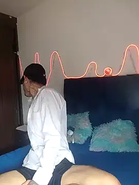 Tattoboy19cm online show from September 2025 03:06:01 PM