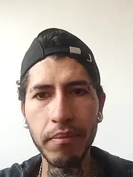 Tattoboy19cm online show from October 2025 04:03:02 PM