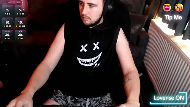 Snapshot of cjhouse96 chatting on October 2025 11:42:01 AM cjhouse96 online show from October 2025 11:42:01 AM