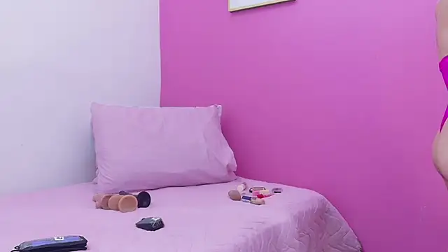 Snapshot of cutepetitee chatting on November 2025 07:37:01 PM cutepetitee online show from November 2025 07:37:01 PM