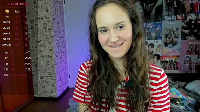 LucyRose3 online show from September 2025 04:51:01 PM