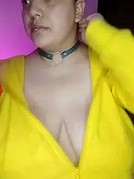 Snapshot of kittenFreyja_ chatting on November 2025 09:36:01 PM kittenFreyja online show from November 2025 09:36:01 PM